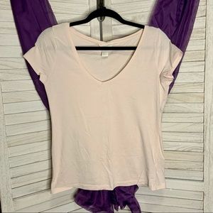 H&M Basic Baby Pink Soft Stretch V Neck Short Sleeve T Shirt Top M